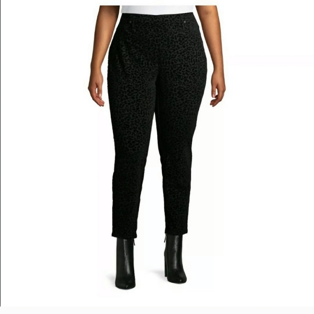 🐆 velvet suede jeggings